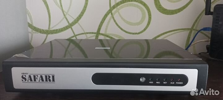 Видеорегистратор +4 камеры