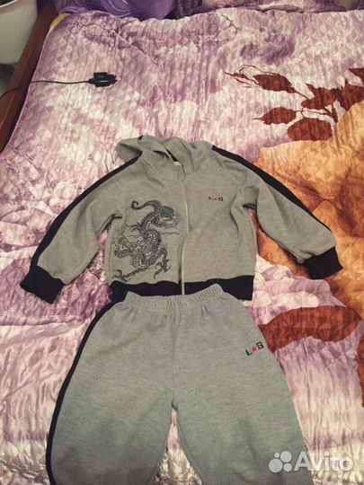 Костюм спортивный
