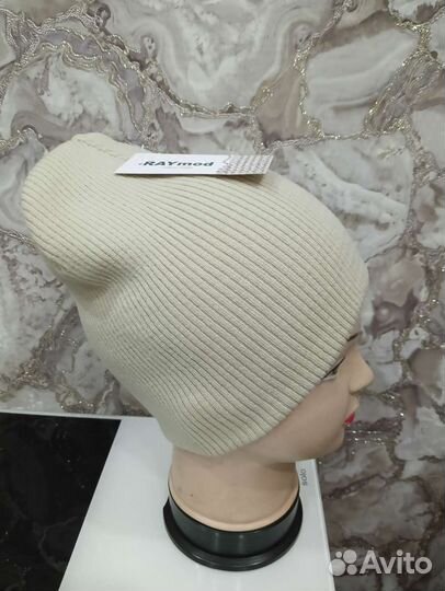 Шапка для девочки на осень новая