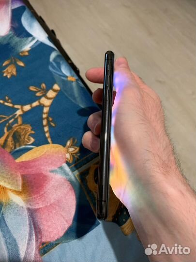 iPhone X, 64 ГБ