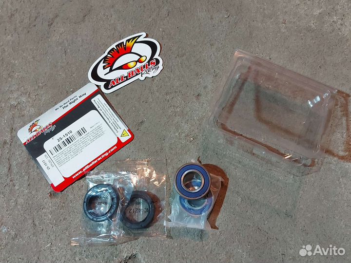 Подшипник переднего колеса