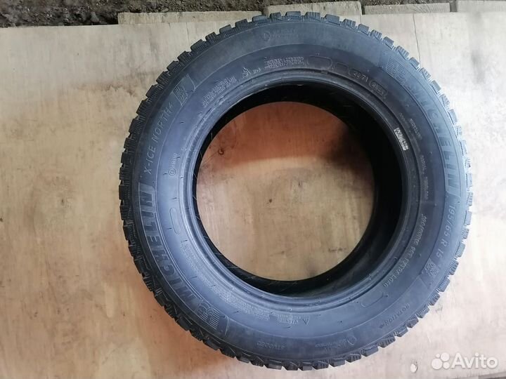Michelin X-Ice North 4 195/65 R15