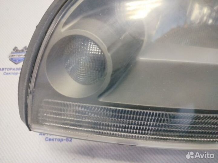 Фара левая Hyundai Tucson 1