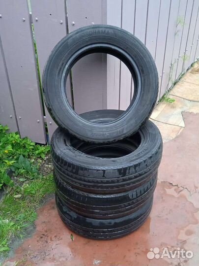 Yokohama BluEarth AE01 175/65 R14 82T