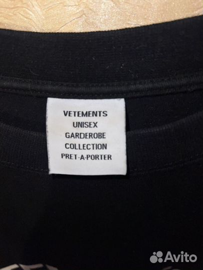 Футболка vetements