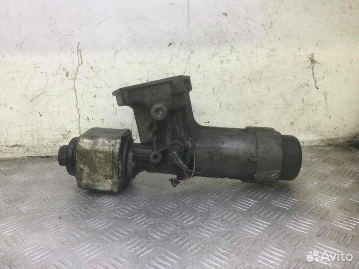 Корпус масляного фильтра Volkswagen Sharan 0381153