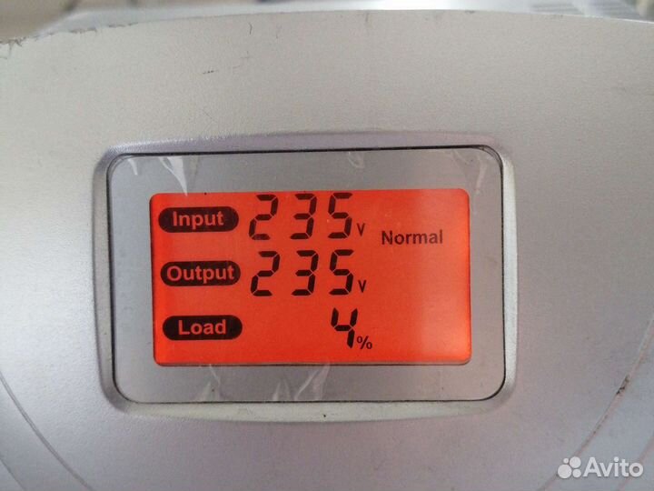 Стабилизатор напряжения