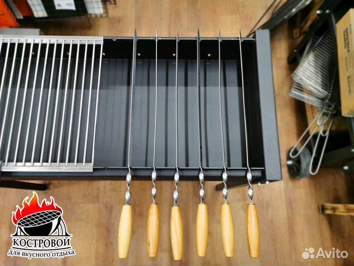 Мангал 3мм. с решёткой гриль и набором шампуров