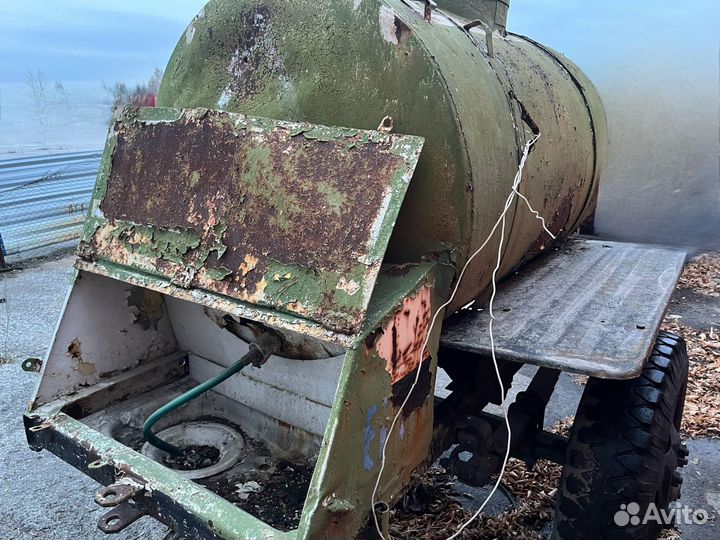 Прицеп бочка для воды (кваса)