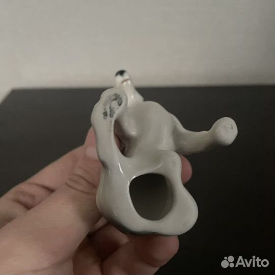 Статуэтка бультерьера