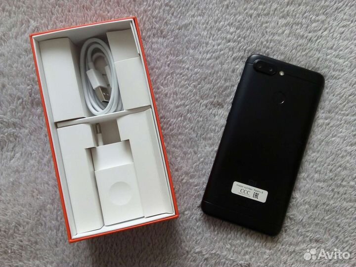 Xiaomi Redmi 6, 3/32 ГБ