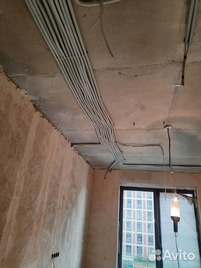 Электрик. 12 лет опыта. Профильное бразование