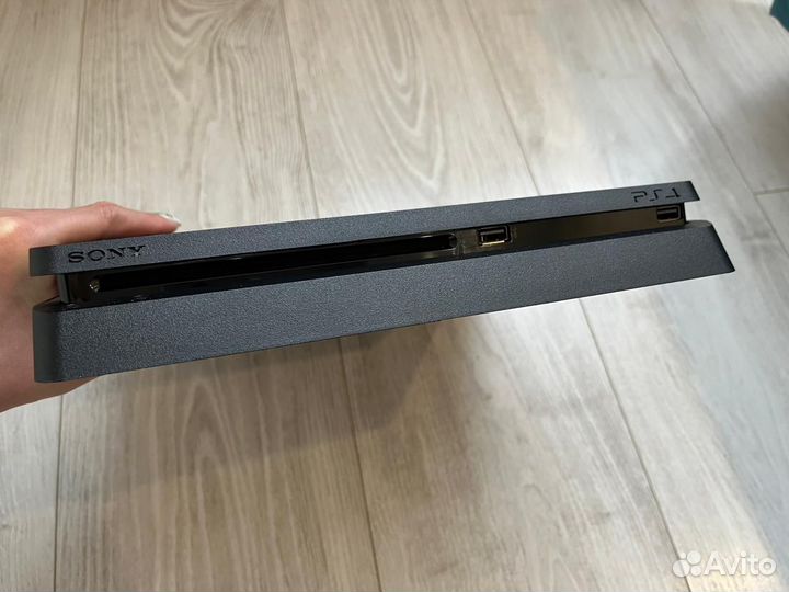 Sony PlayStation 4 Slim 1tb с играми