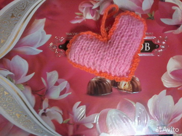 Вязаное сердечко - сувенир для влюбленных