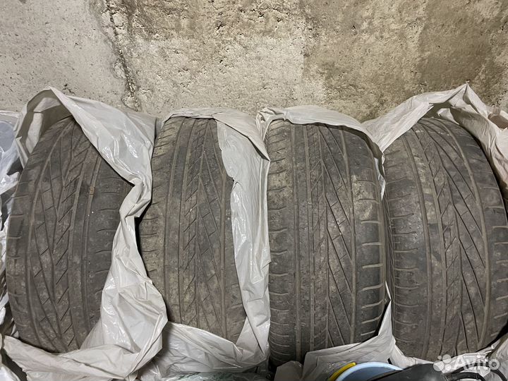 Goodyear Excellence 235/55 R17