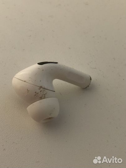 Левый наушник airpods pro