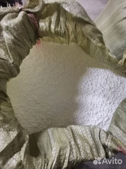 Пенопластовые шарики