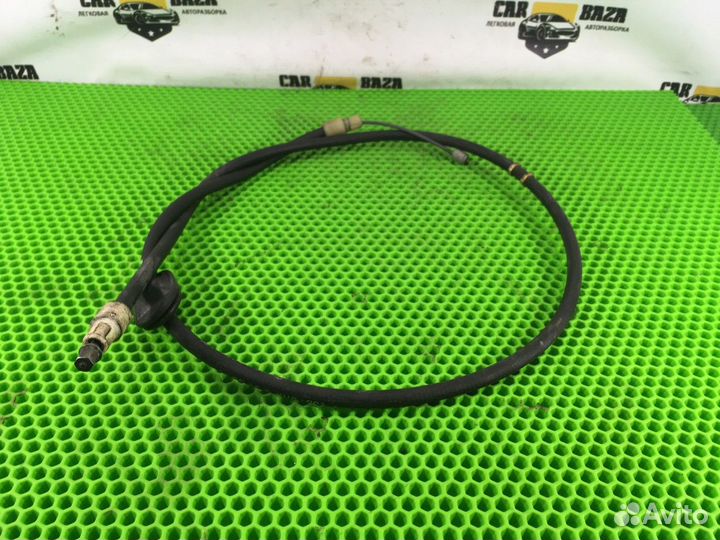 Трос ручного тормоза