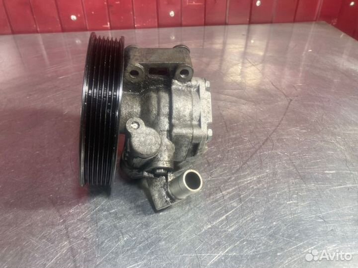 Насос гидроусилителя руля Mercedes Clc-Class CL203