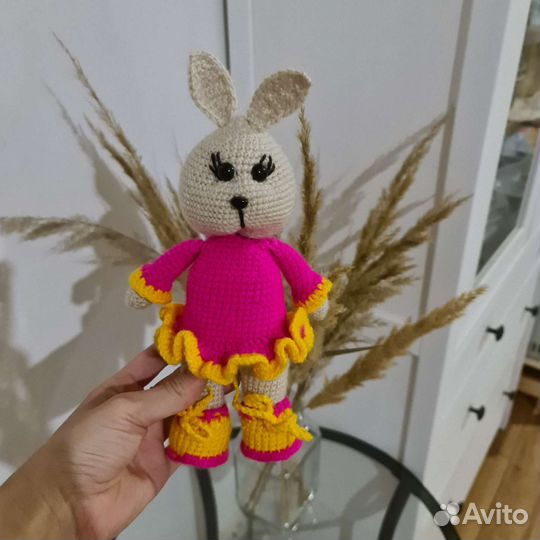 Вязаная зайка