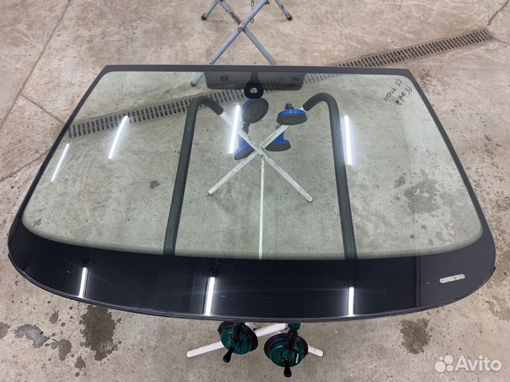 Лобовое стекло skoda octavia A7 2013- Б/У