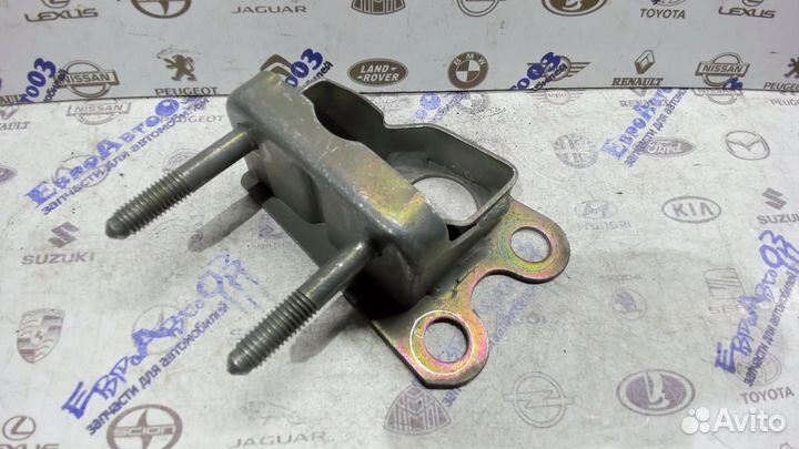 Кронштейн торпедо левый Audi A6 C5 1997-2004