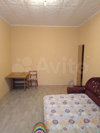 Комната 28,2 м² в 3-к., 2/4 эт.