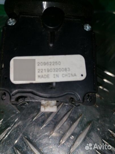 Подрулевой переключатель света Chevrolet Aveo T300