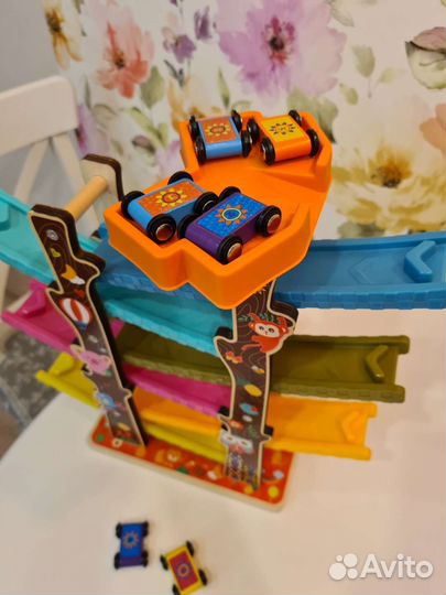 Трек гонки для малышей