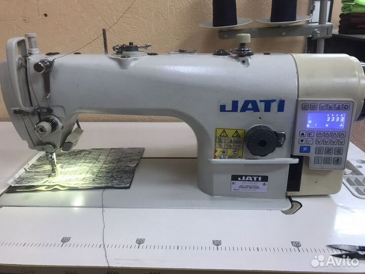 Прямострочная промышленная швейная машина