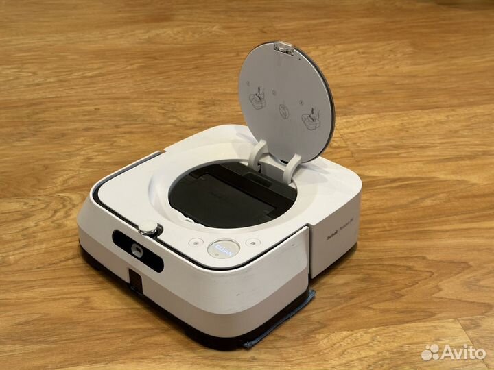 Моющий робот iRobot Braava Jet m6