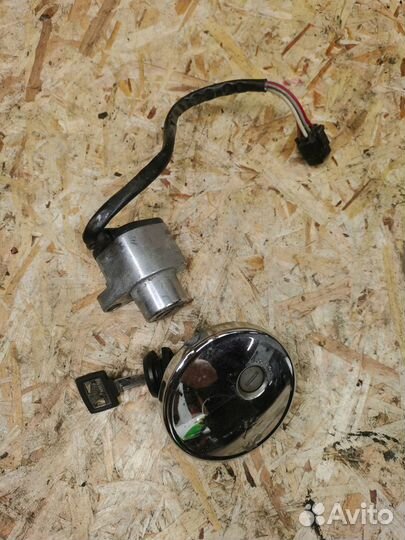 Замки комплект Kawasaki VN 1500 Vulcan Classic 199