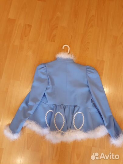 Костюм для русских народных выступлений Зимушка