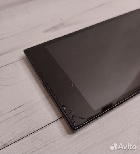 Lenovo K900, 2/32 ГБ