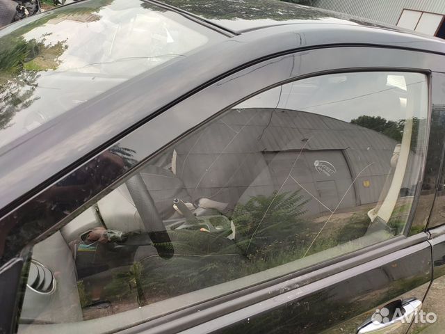 Geely mk стекло двери передней левой