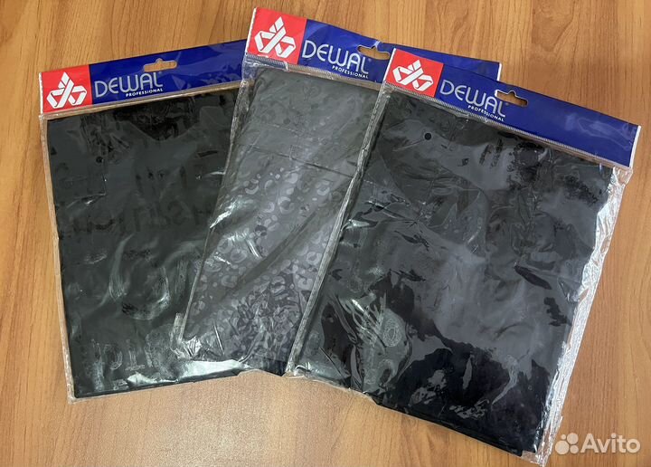 Фартук парикмахерский и пеньюары