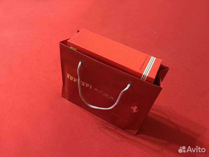 Машинка Ferrari. Борзая