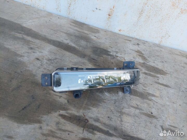 Фара противотуманная левая BMW 5 G30 G31