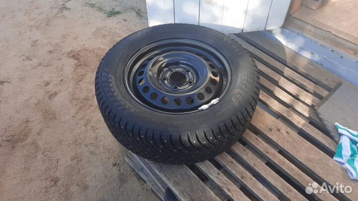 Nokian Tyres Hakkapeliitta 10 205/65 R16