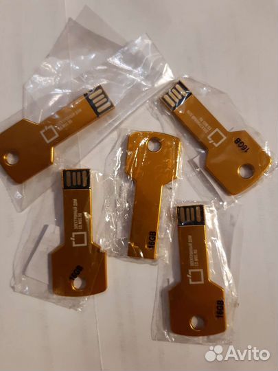 Флэшки 8,16 и 32 гб