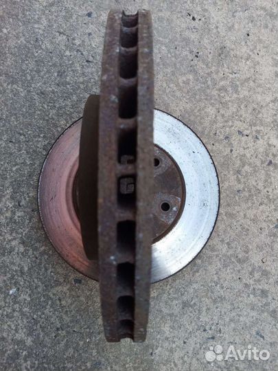 Диски тормозные передние