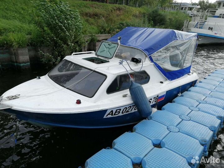 Продаю катер Москва 2