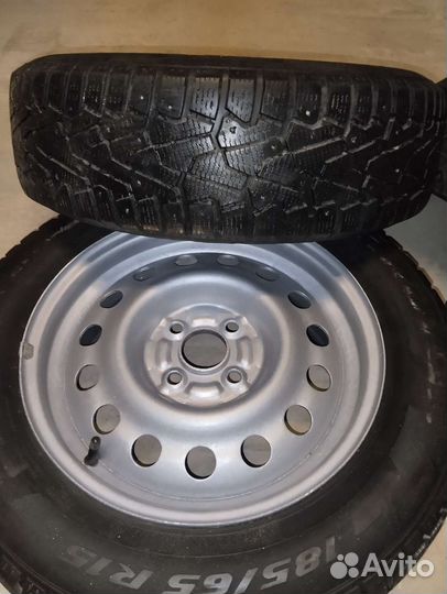 Pirelli Ice Zero 185/65 R15