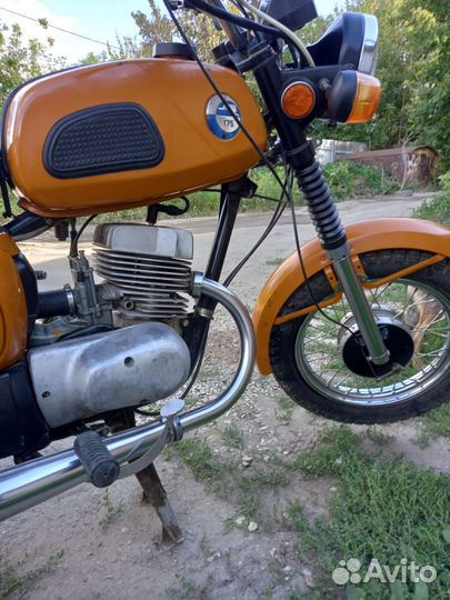 Продаю мотоцикл Восход 3м
