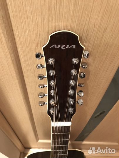 Гитара 12 струнная