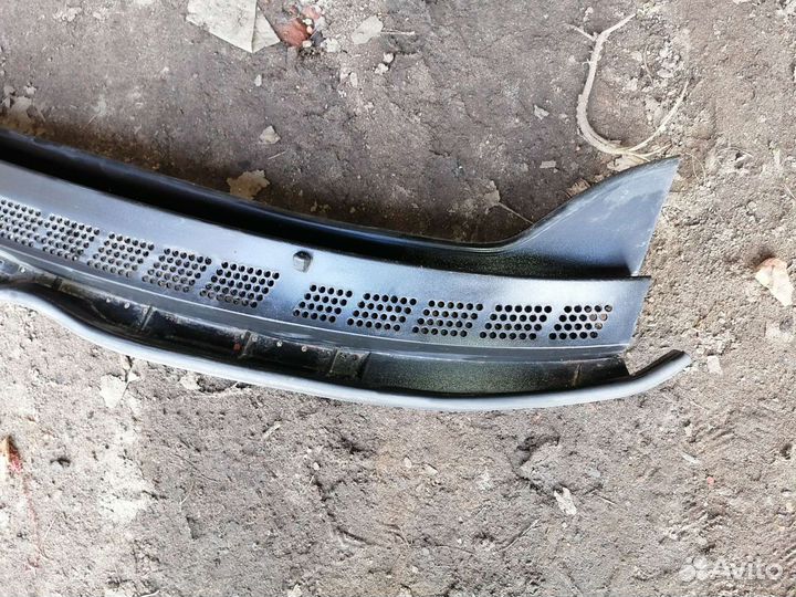 Жабо Honda Civic 4d