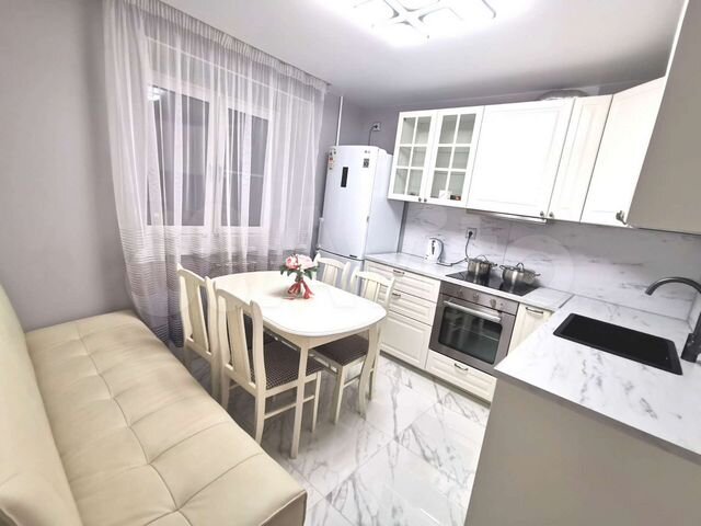 1-к. квартира, 45 м², 8/10 эт.