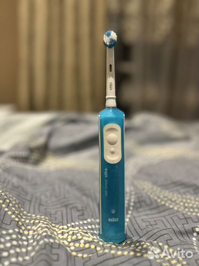 Электрическая зубная щетка braun oral b