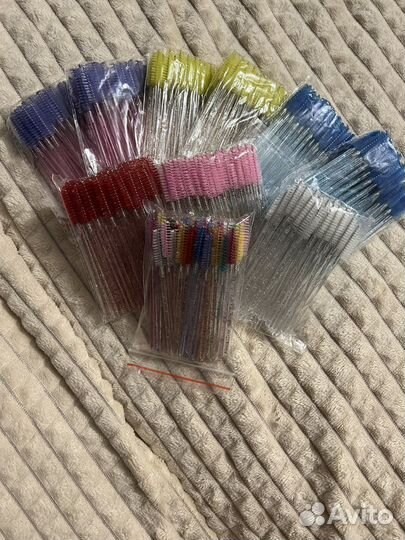 Щеточки для ресниц