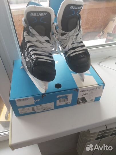 Хоккейные коньки bauer yth 13